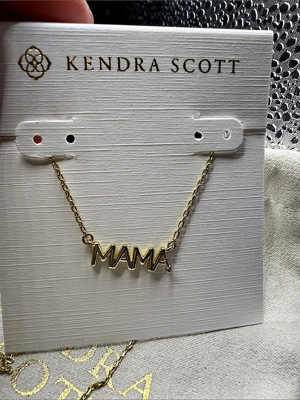 Kendra Scott Mama Script Pendant Necklace Gold